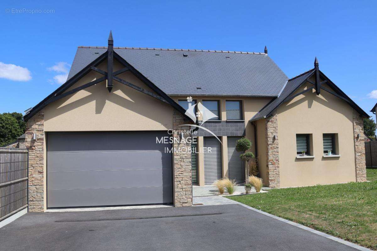 Maison à LE MINIHIC-SUR-RANCE