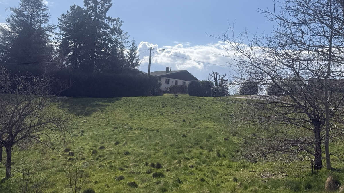 Terrain à NAYEMONT-LES-FOSSES