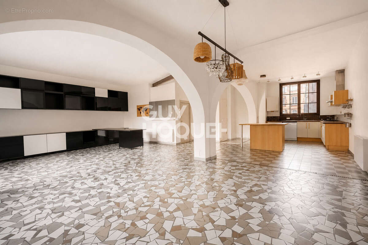Clermont-Ferrand - Ballainvilliers- Appartement de 146.55 m2 - photo 3
