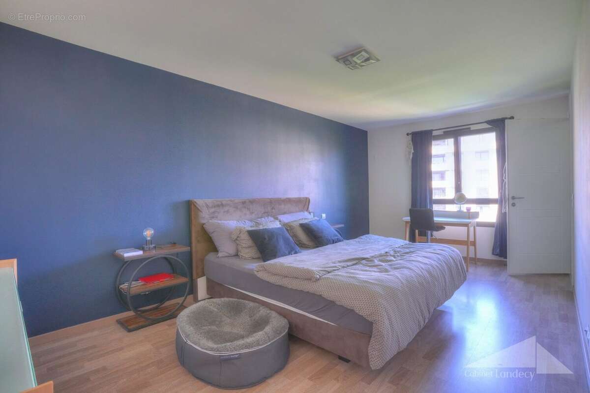 Appartement à SAINT-GENIS-POUILLY
