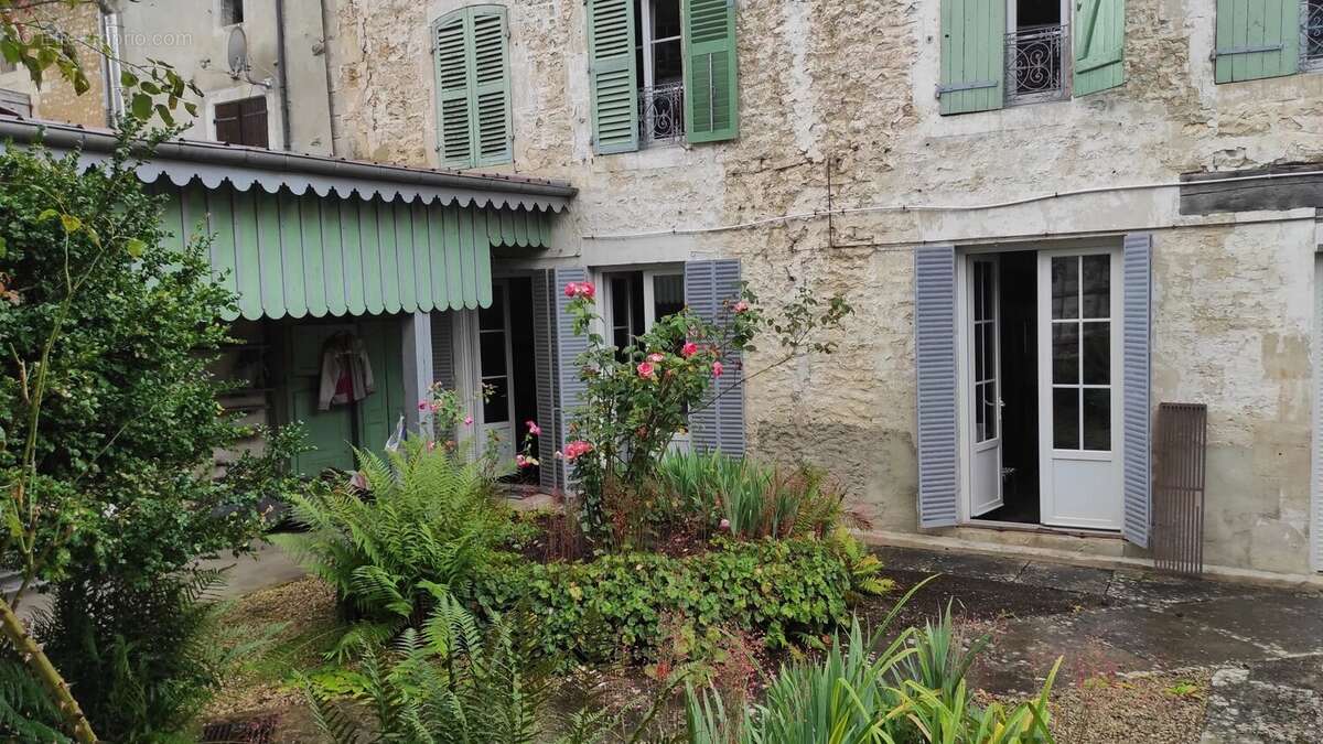 Maison à MONTIERS-SUR-SAULX