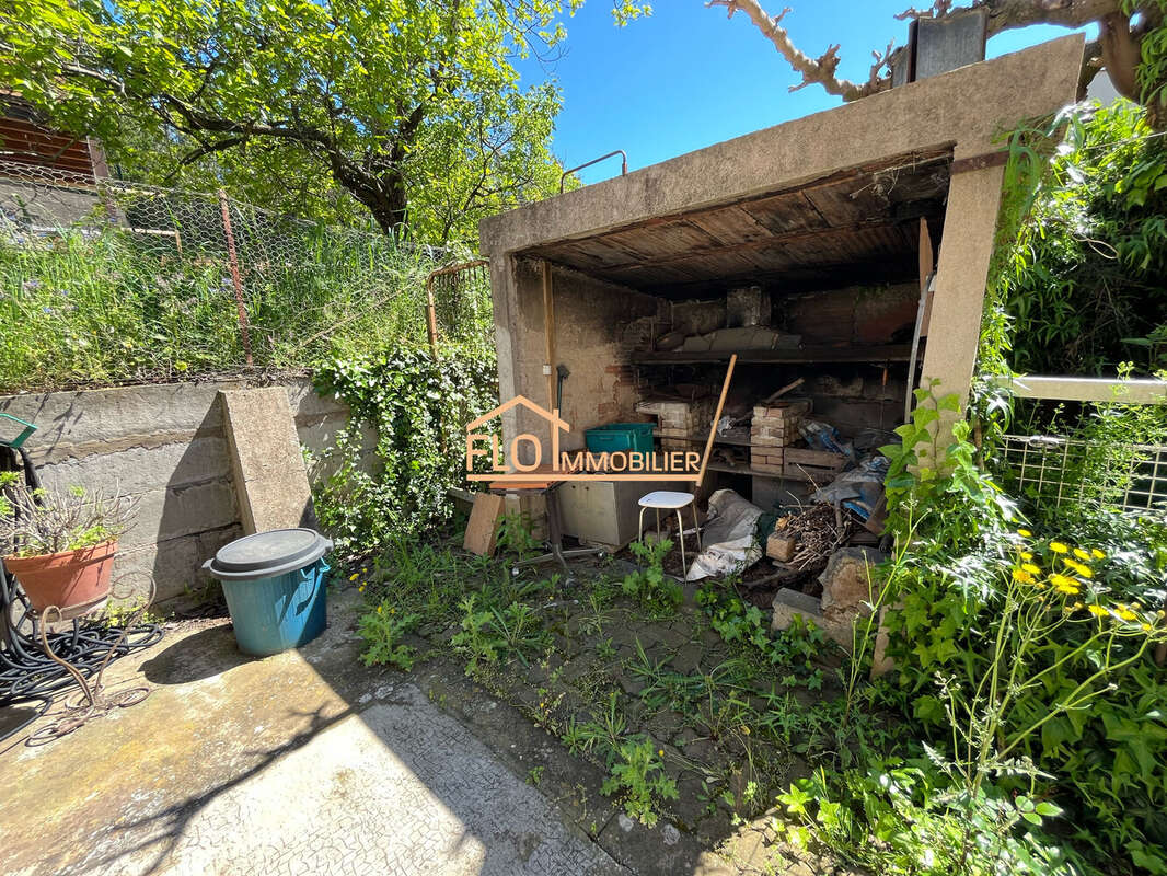 Maison à SAINT-THIBERY