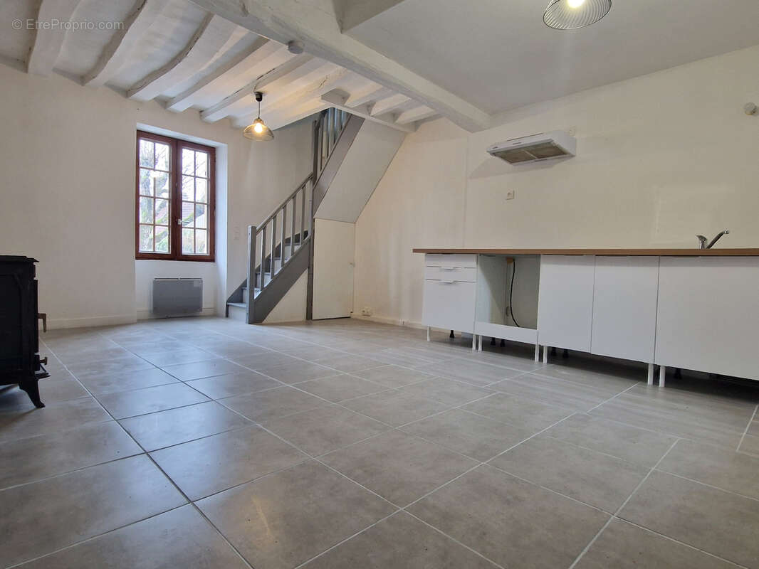 Maison à SAINT-MARTIN-LA-GARENNE