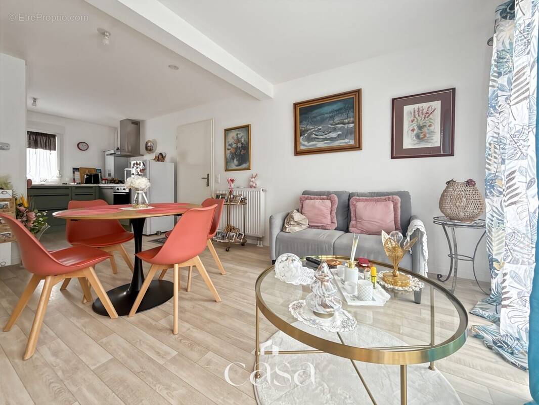 Appartement à ETERVILLE