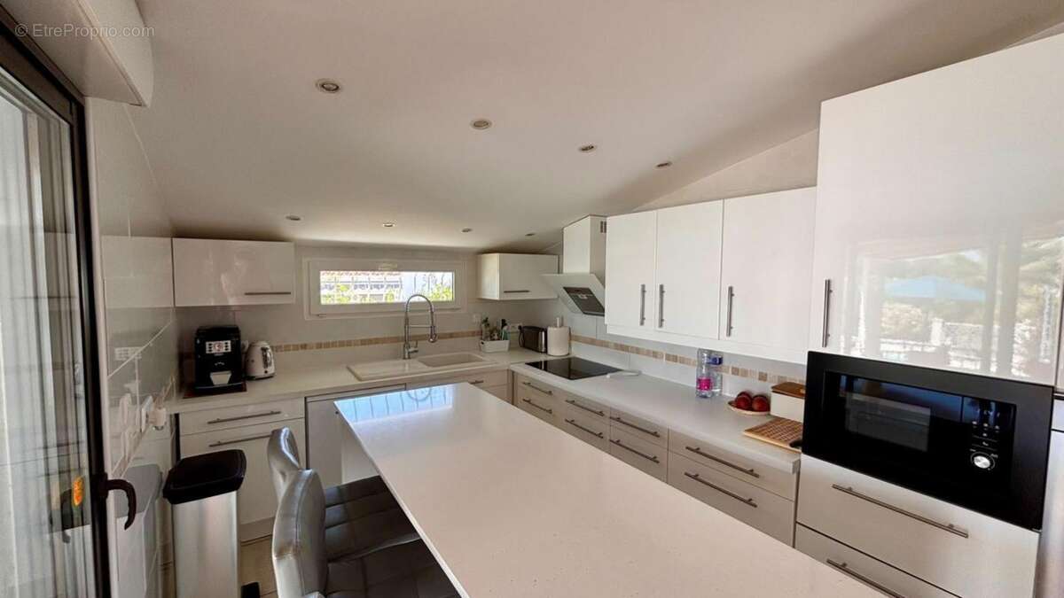 Maison 230 m² à Bessan  - photo 4