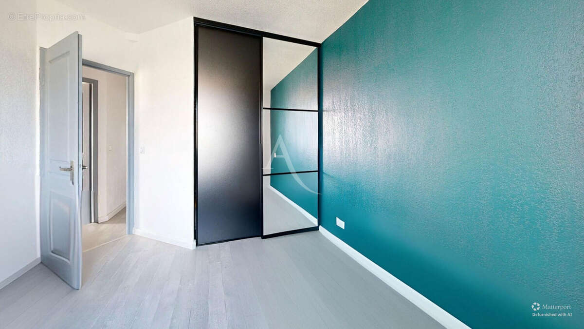 Maison-Appartement de 105m² avec vue incroyable - GARAGE + DOUBLE TERRASSE ! - photo 11