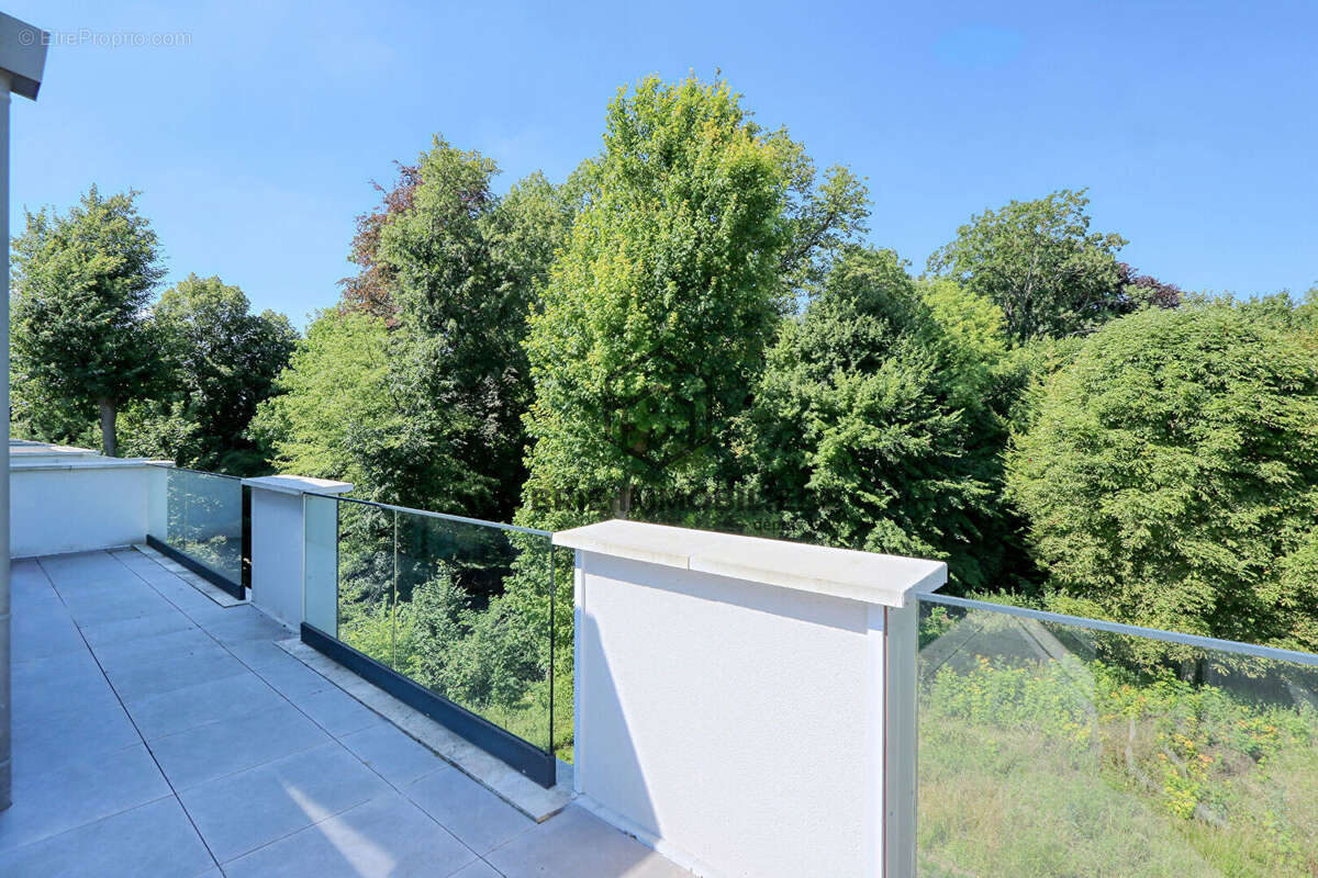 Appartement à RUBELLES