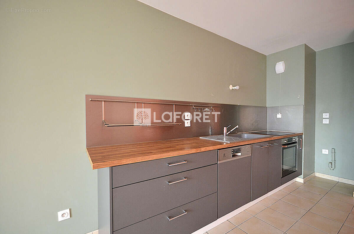 Appartement à VAULX-EN-VELIN