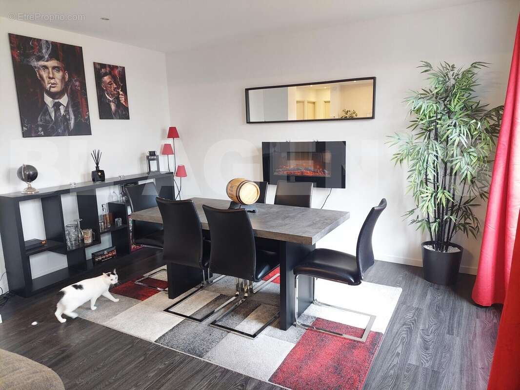 20251201_104405 - Appartement à TROYES