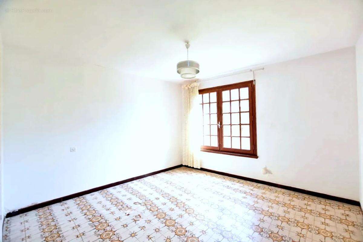 Maison à BERNIS