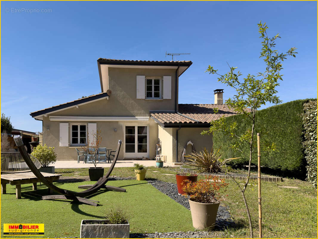Maison à CERONS
