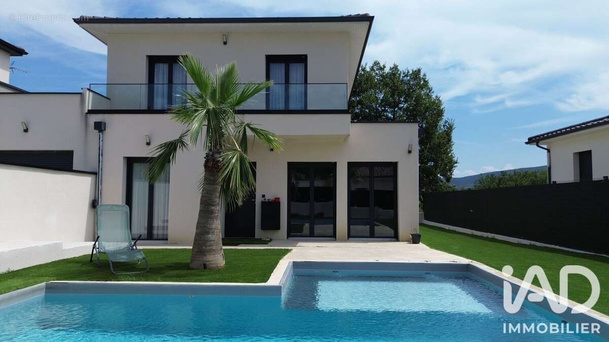 Maison 118 m² à Meysse  - photo 4