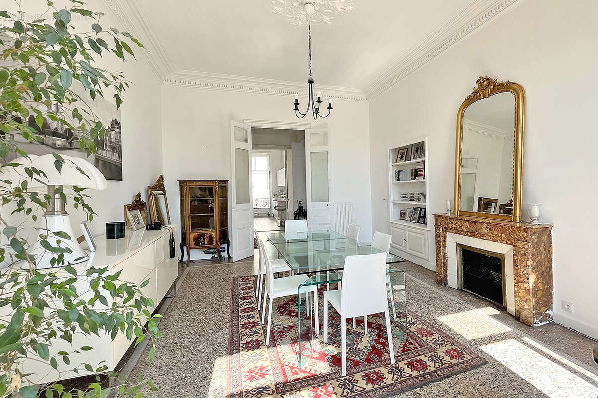 Appartement à NIMES