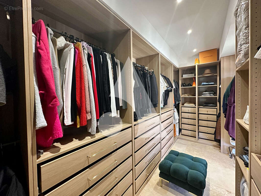 Maison à LA MOTTE-D&#039;AIGUES