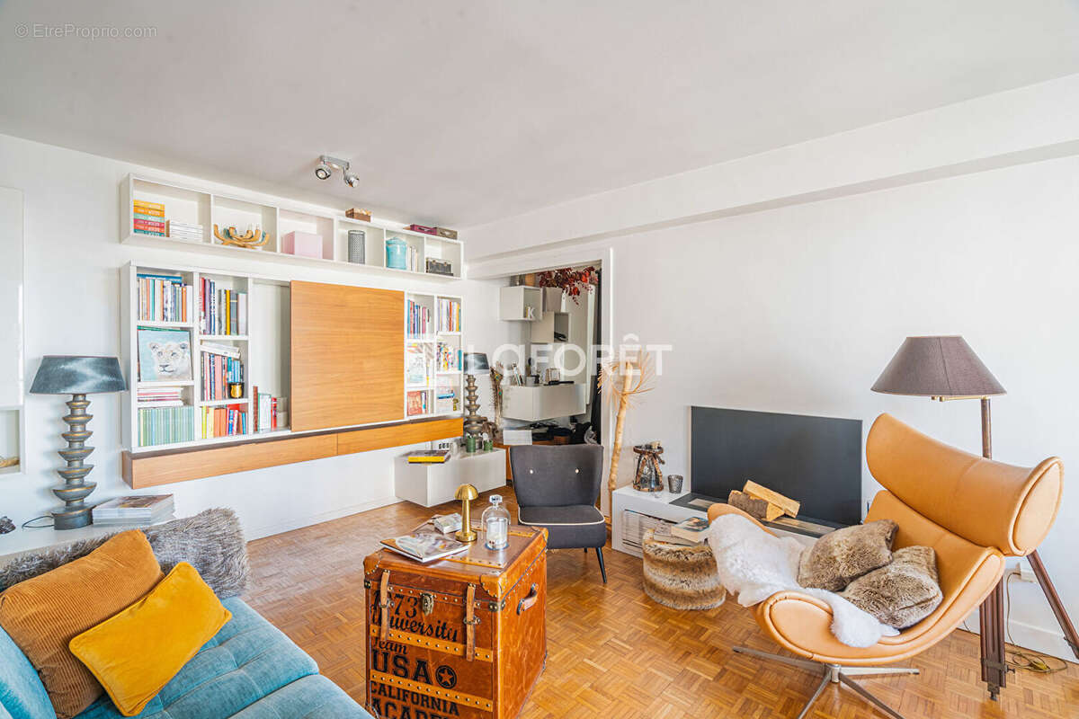 Etage eleve - balcon - bir-hakeim - photo 3