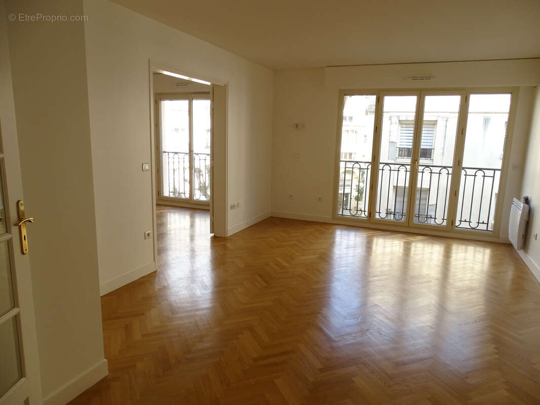 Appartement 3 pièces 85m2 aux Hespérides Villa Malesherbes Paris 17ème - photo 4