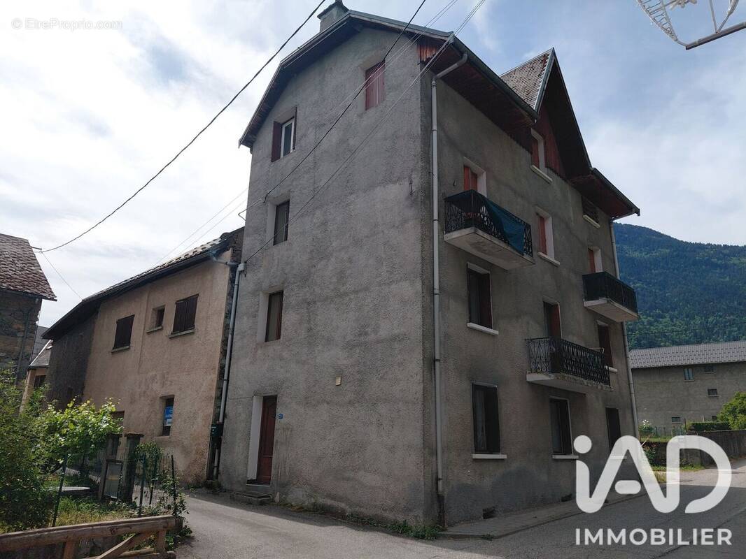 Photo 1 - Appartement à SAINT-ETIENNE-DE-CUINES
