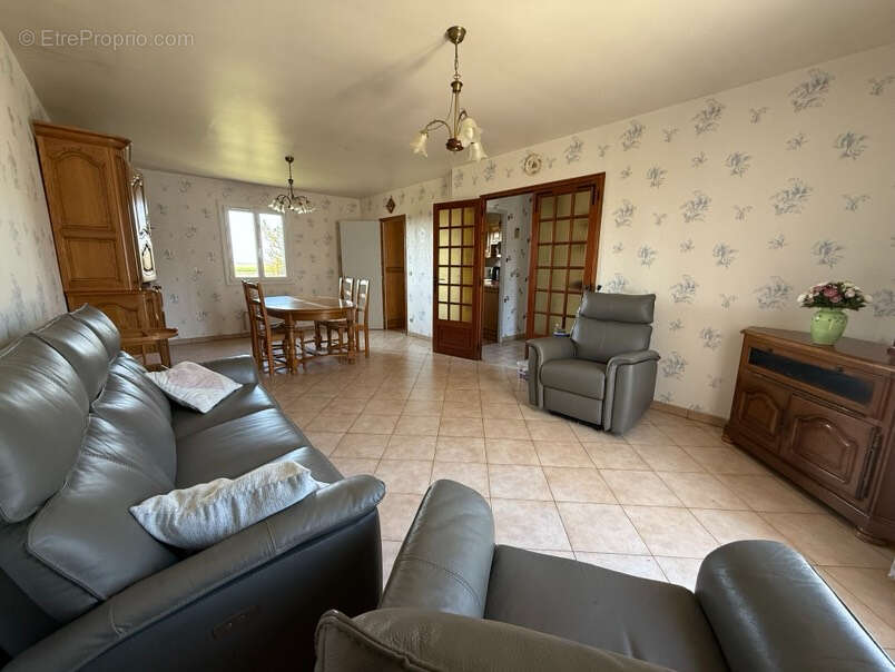 Maison à RULLY
