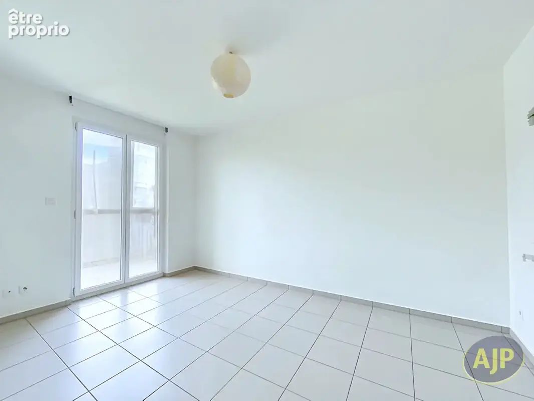 Appartement à MONTGERMONT