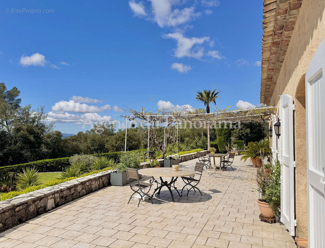 Magnifique propriete lovee dans un ecrin de verdure - photo 17