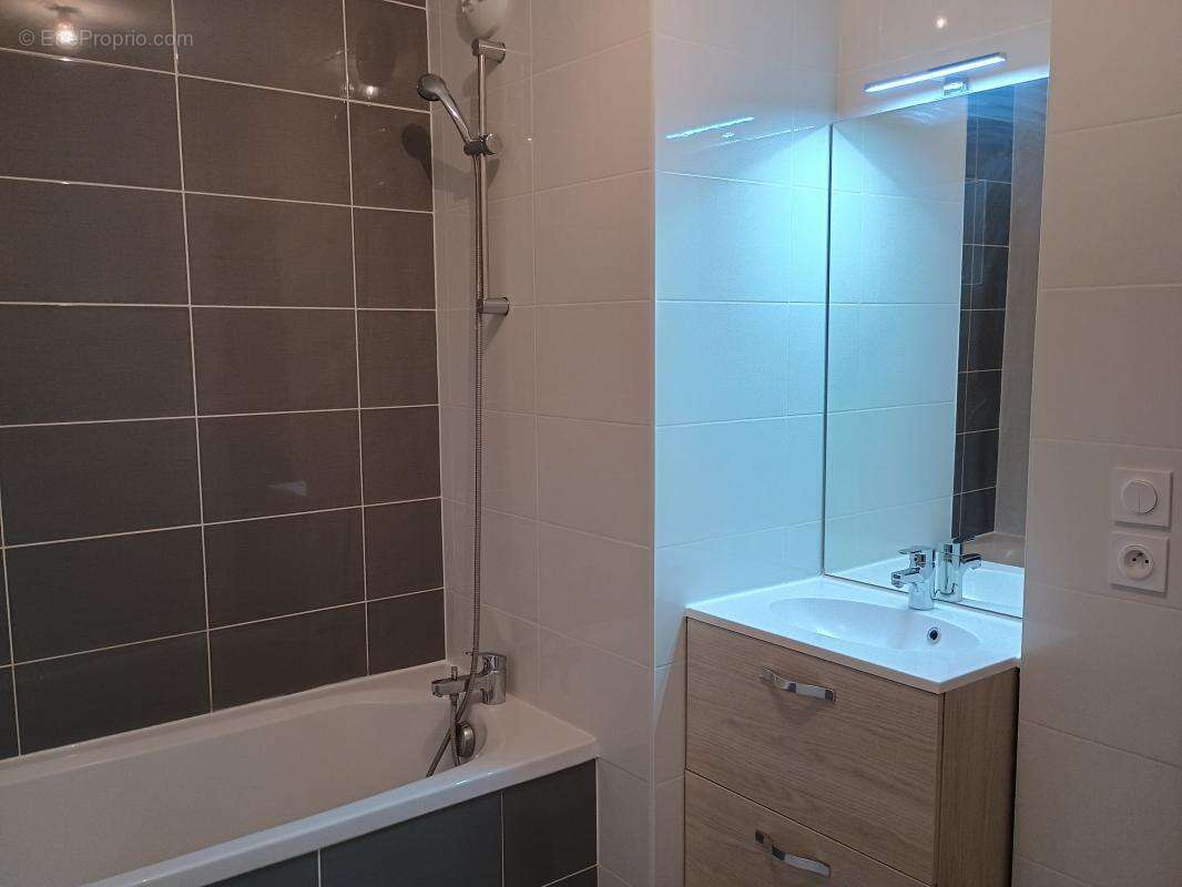 Appartement à BELLEGARDE-SUR-VALSERINE