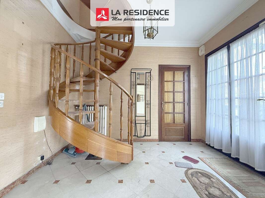 Maison à VELIZY-VILLACOUBLAY