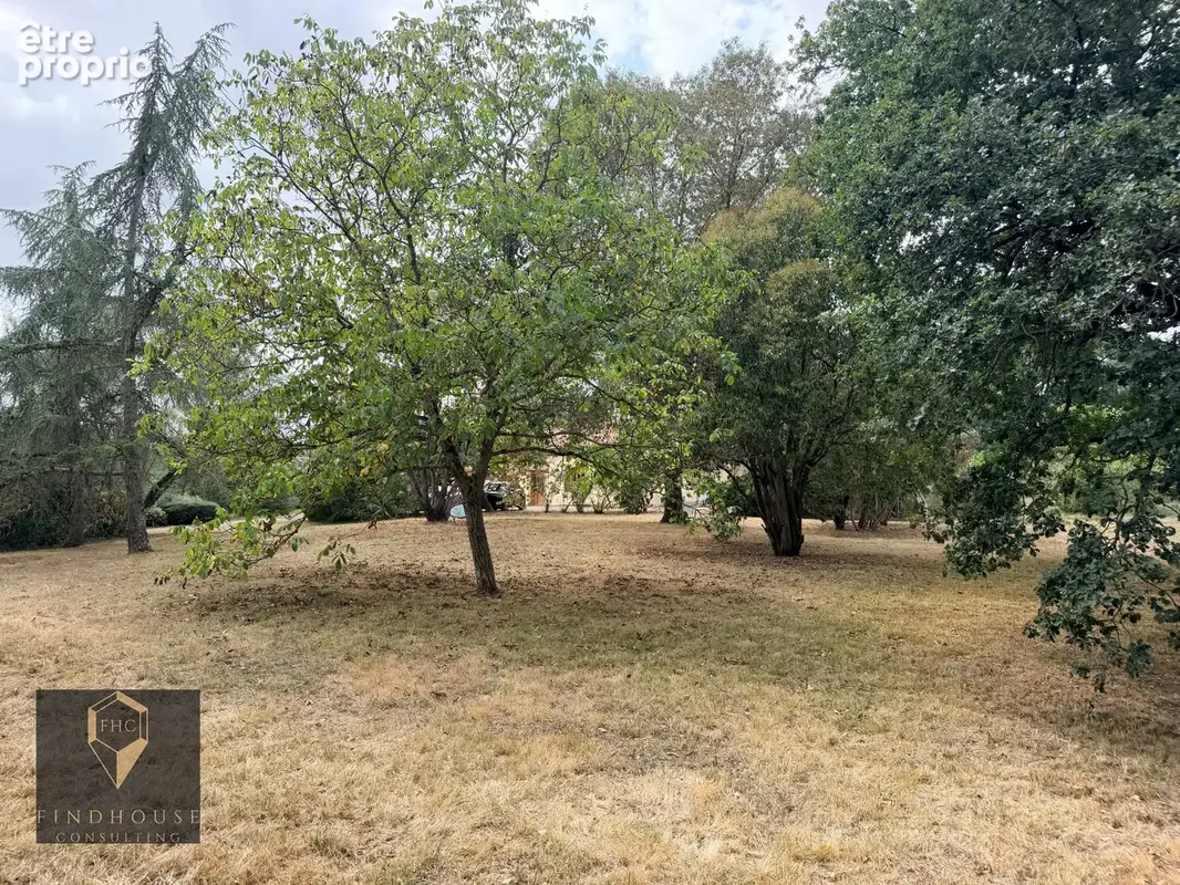 Ferme t6 - 1,5 hectare - 211 m2 - dépendances - étang - puits - piscine - photo 19