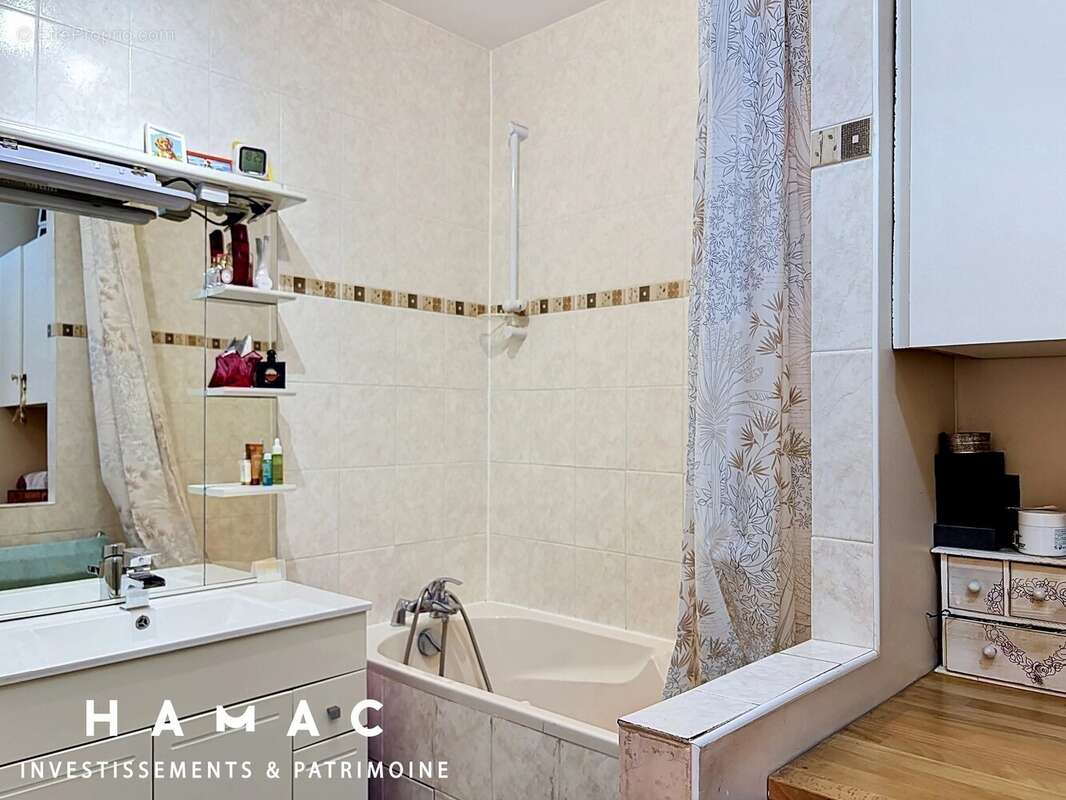 Appartement à TASSIN-LA-DEMI-LUNE