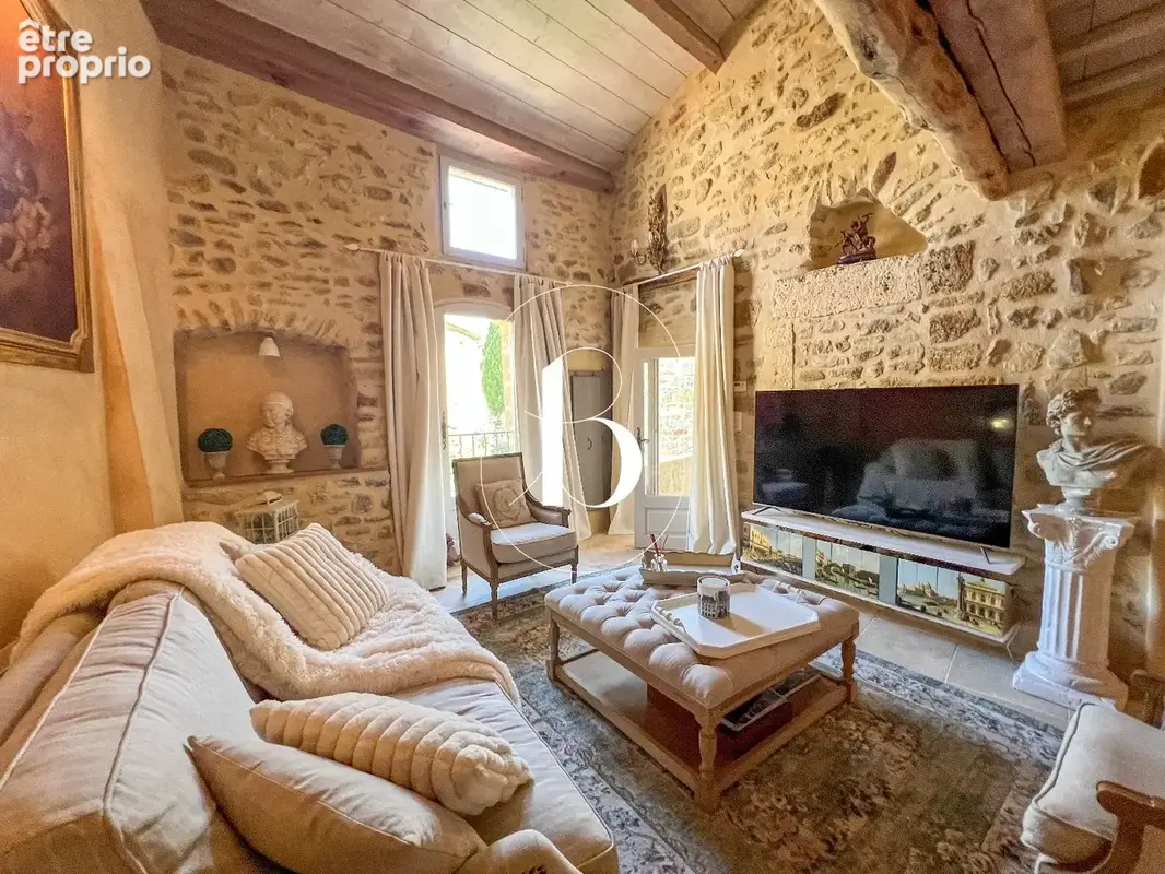 Maison 9 pièces 178 m² à vendre à Uzes (30700) - photo 3