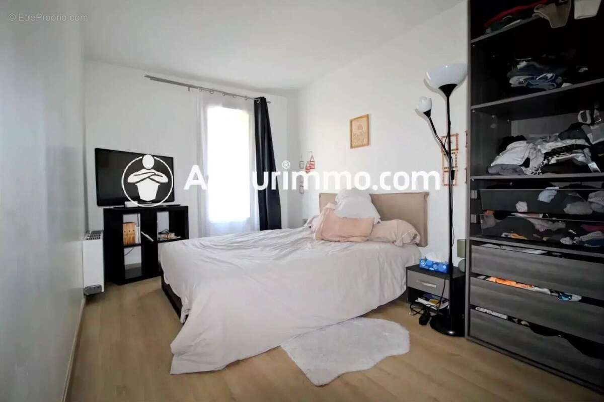 Maison à SAVIGNY-LE-TEMPLE