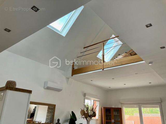 Un sublissime joyau immobilier ! - photo 4