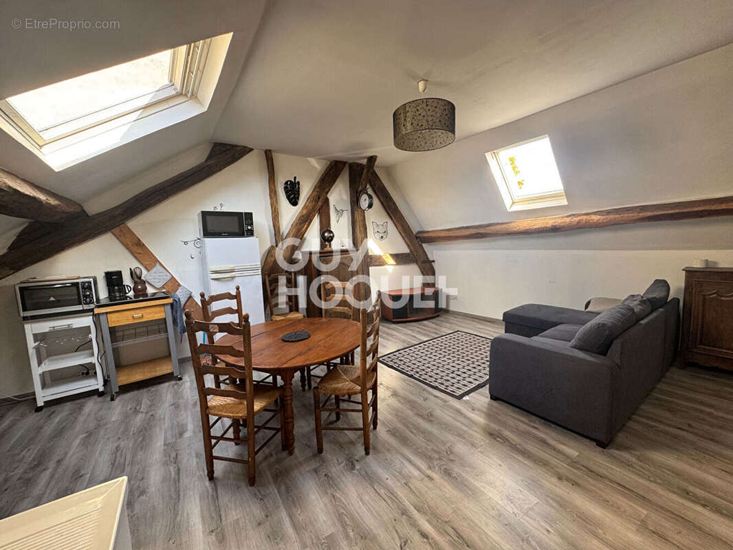 Appartement à BRETEUIL