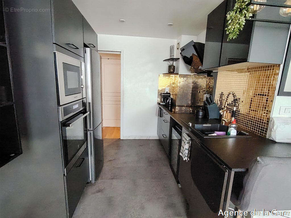 Appartement à CARRIERES-SUR-SEINE