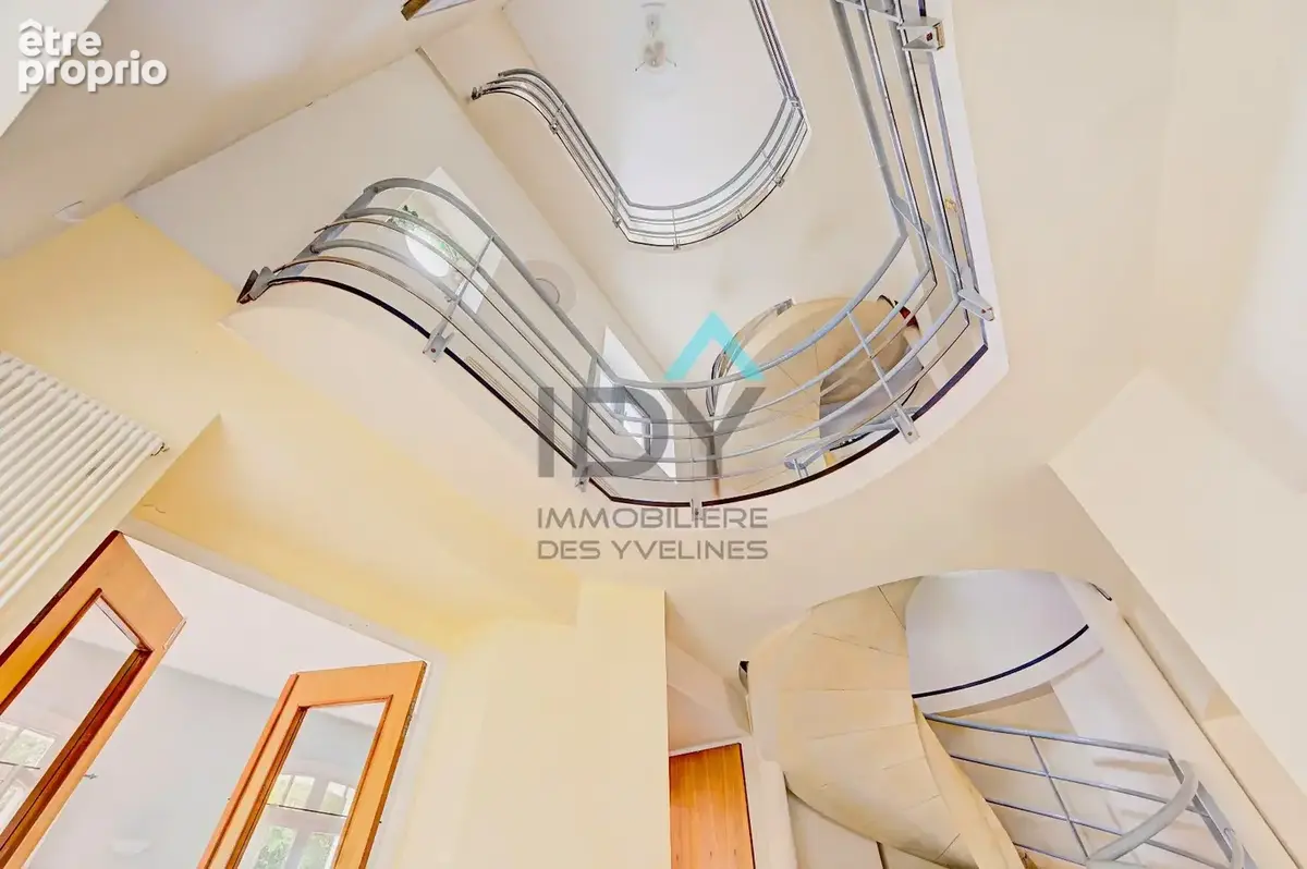 SAINT GERMAIN EN LAYE - Maison 200 m² au calme quartier forêt - photo 6