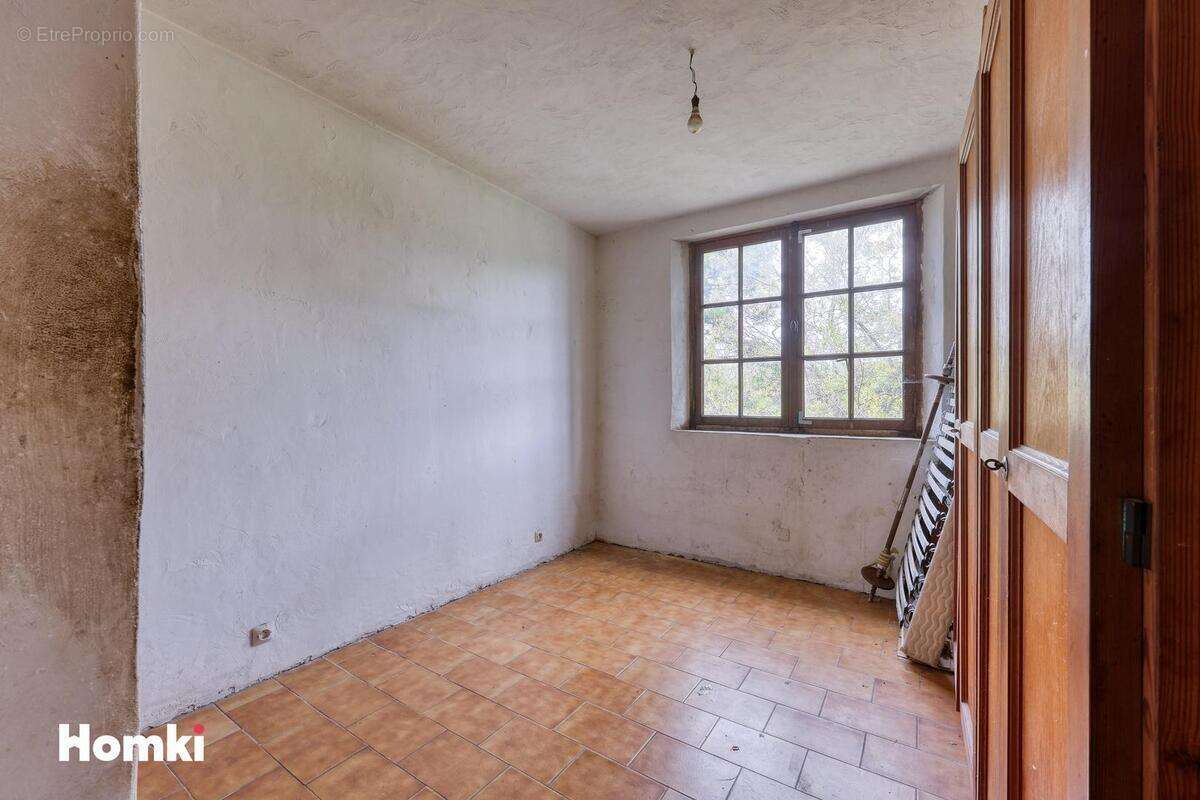 Maison à PLAN-DE-LA-TOUR