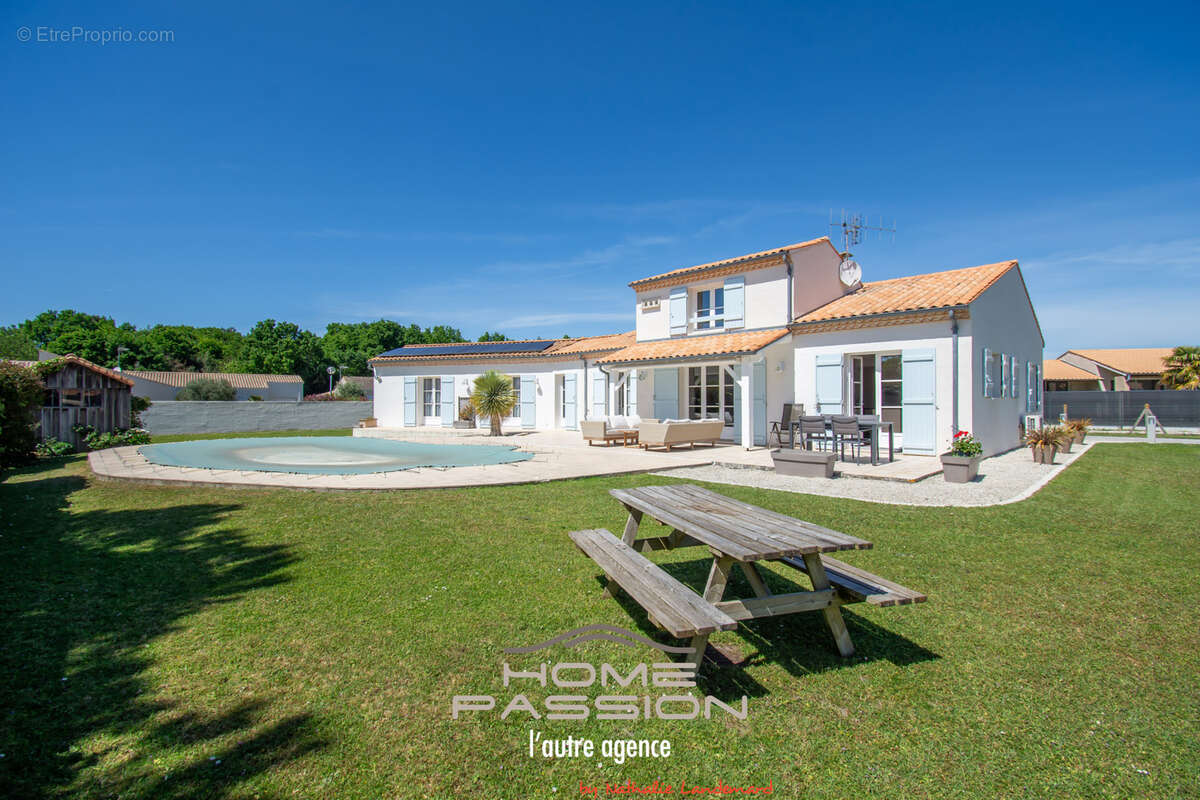 Maison à ETAULES
