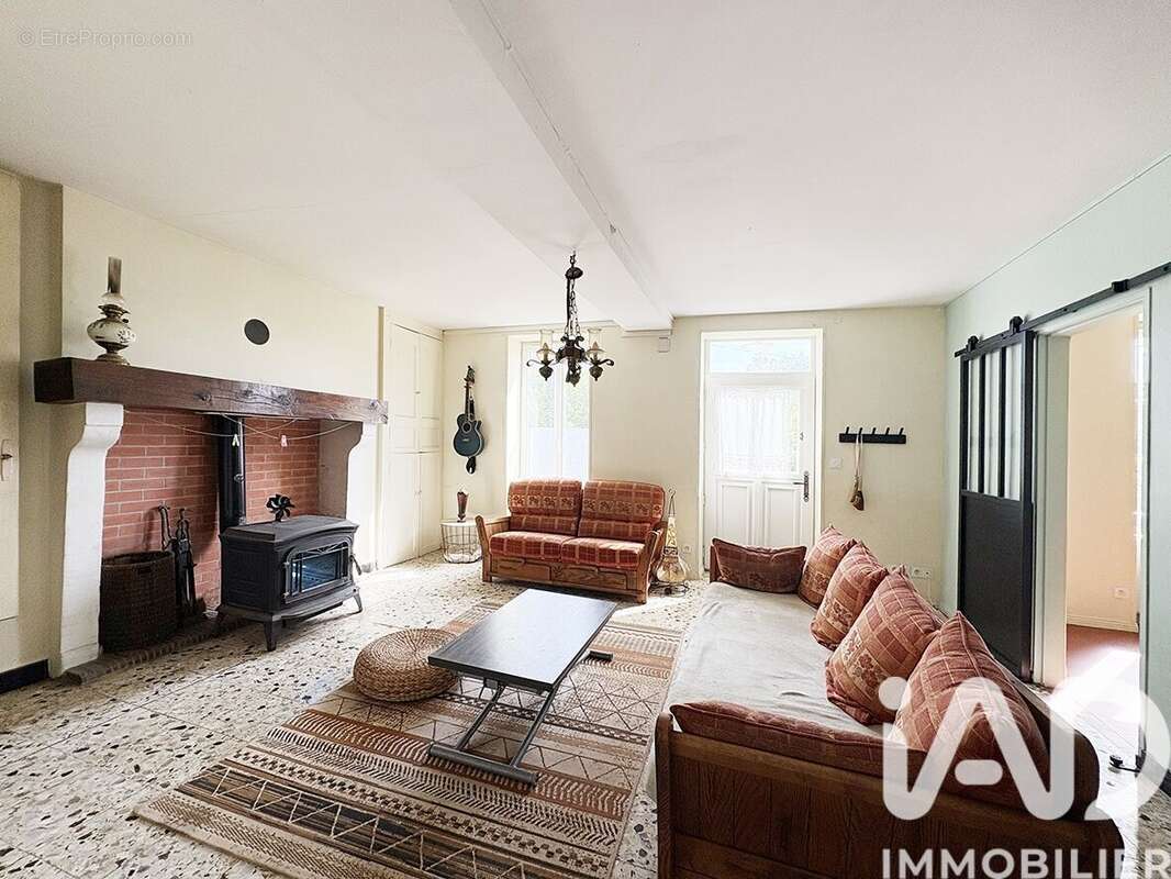 Maison 87 m² à Treigny  - photo 3