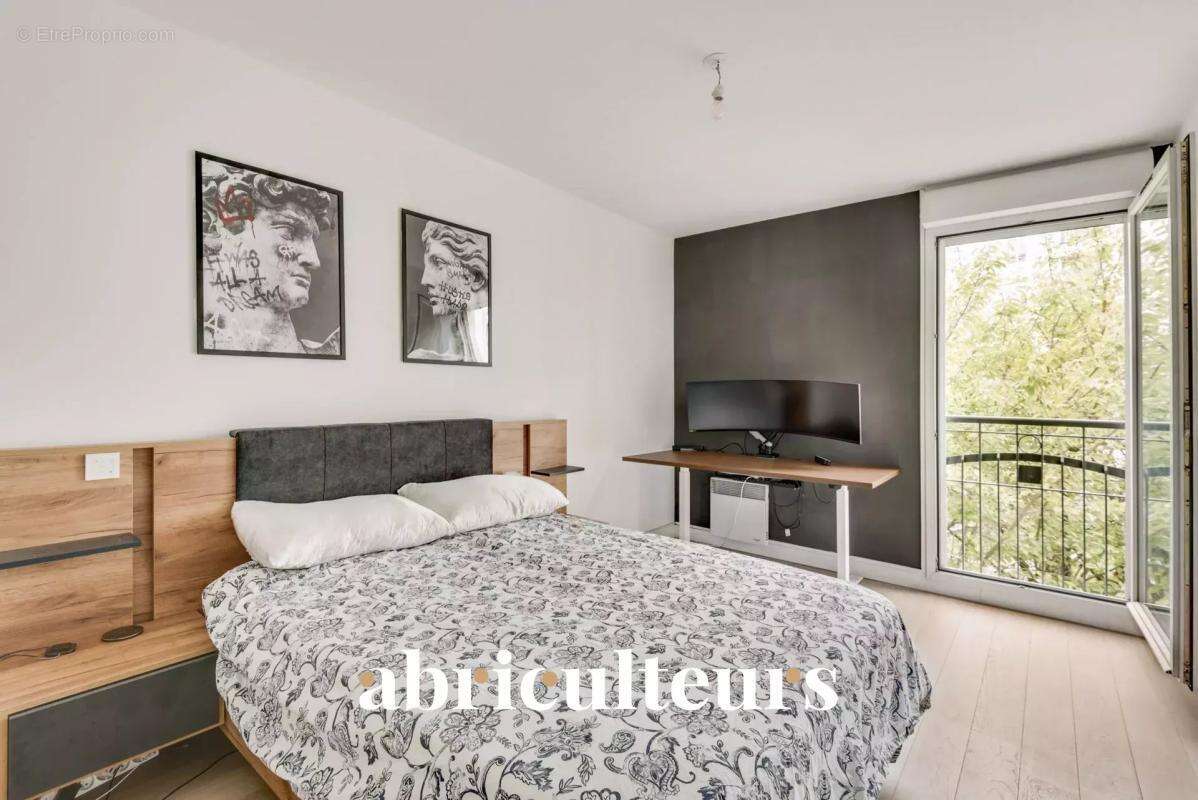 Appartement à ISSY-LES-MOULINEAUX