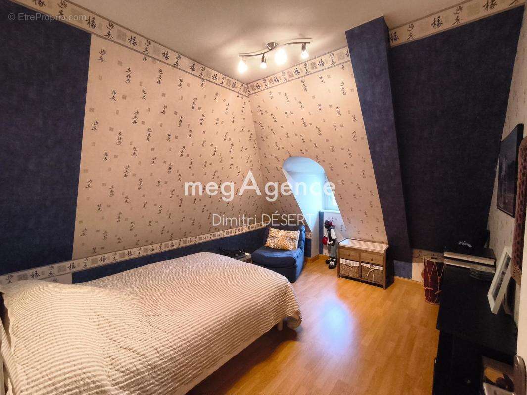 Maison à SAINT-GEORGES-DES-GROSEILLERS