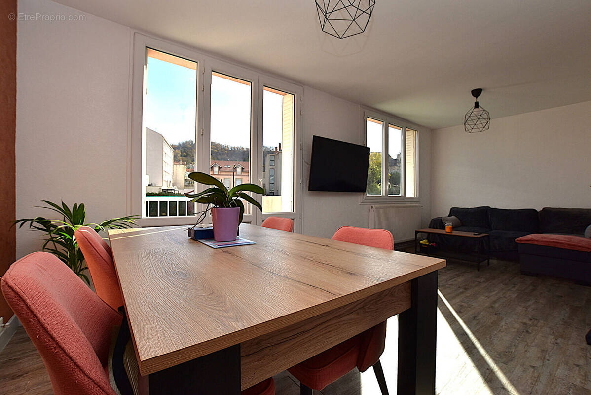 Appartement à LE PUY-EN-VELAY