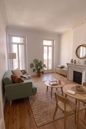 Appartement à MARSEILLE-6E