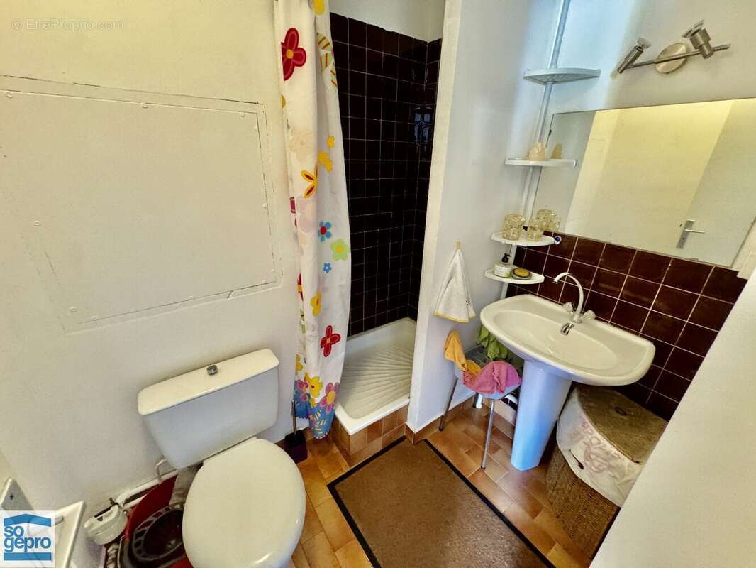 Réf : 2071 - Vente Grand Studio Cabine dans résidence avec piscine et ascenseur ! - photo 10
