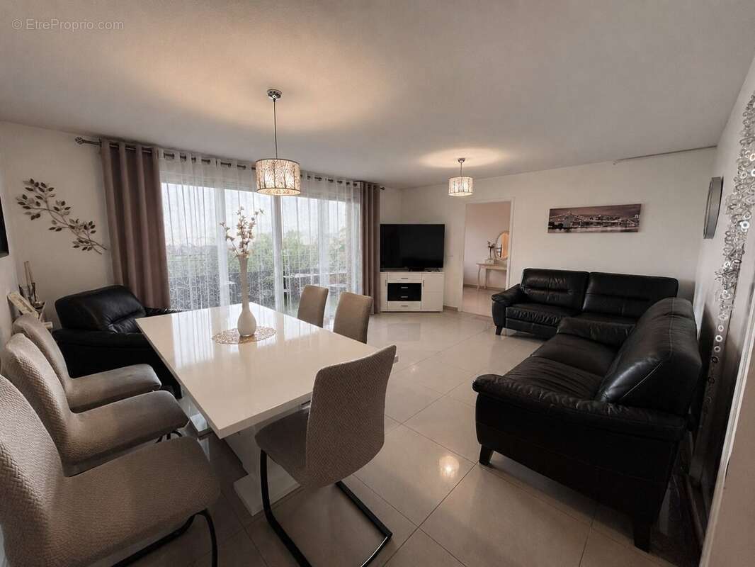 Appartement à METZ-TESSY