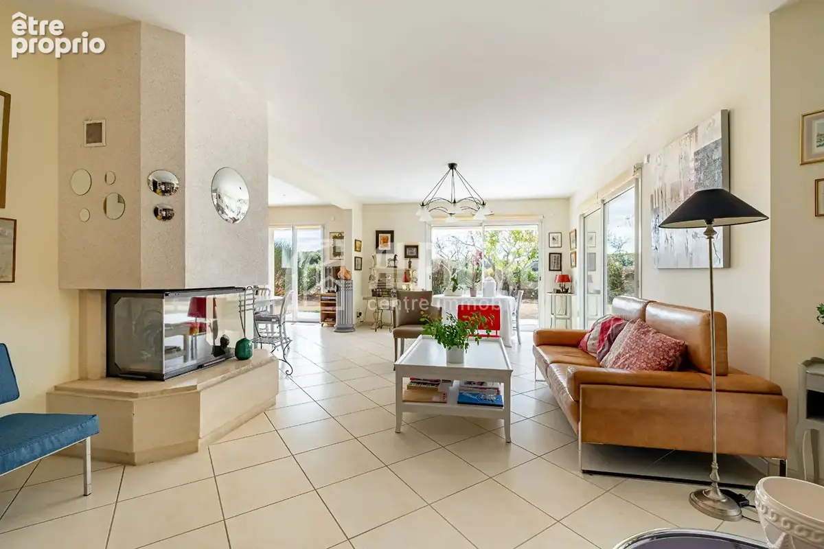 Maison 183m² , 5 chambres, double garage . - photo 5