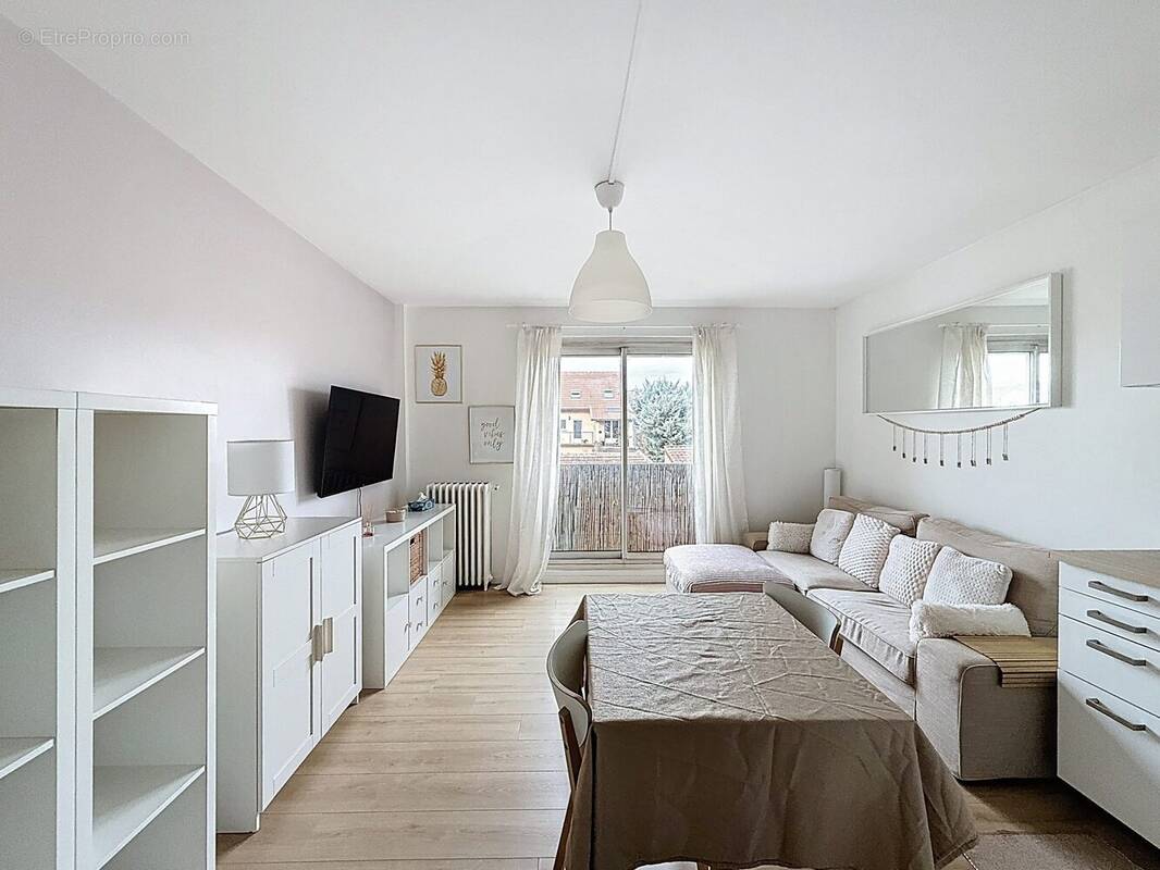 Appartement à MAISONS-ALFORT