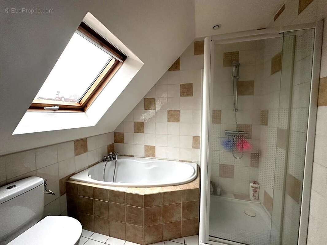 Maison à MONTMORENCY