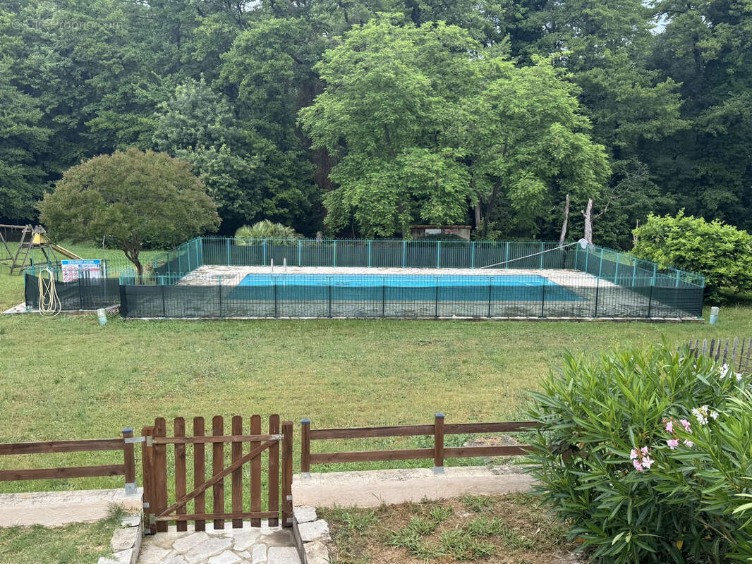 Mini villa T2 dans résidence avec piscine - photo 3