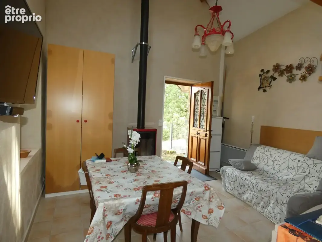 Maison 32 m² à Saint-Medard-La-Rochette  - photo 5