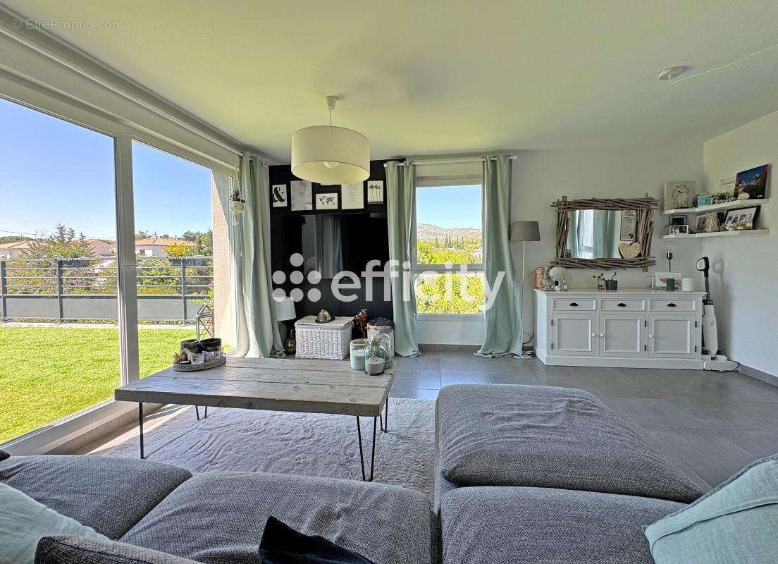 Appartement à MARSEILLE-13E