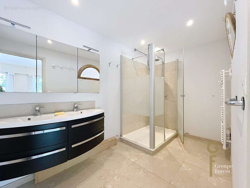 Appartement à LA MADELEINE
